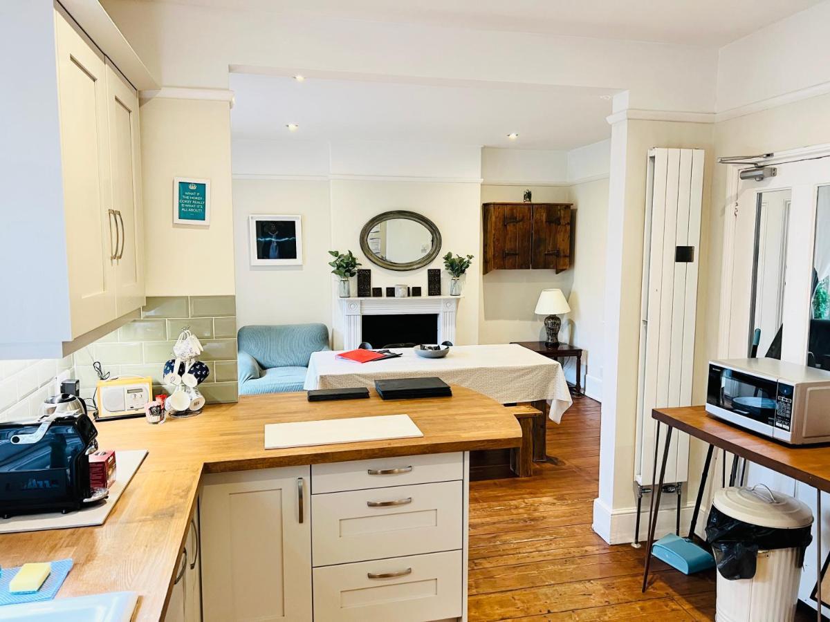 3 Bedroom House, St9, Ryde, Isle Of Wight Ryde  Extérieur photo